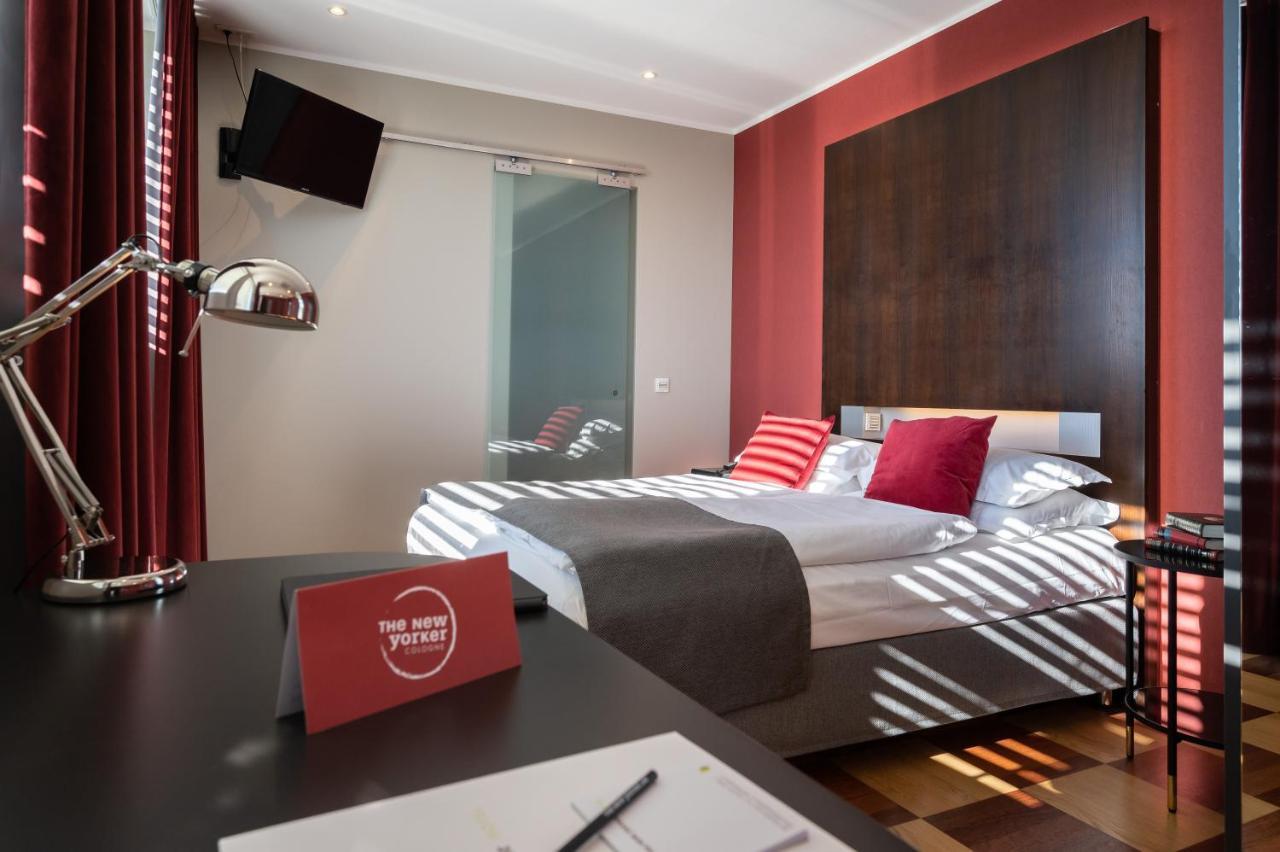 The New Yorker Hotel Koeln-Messe Exterior foto